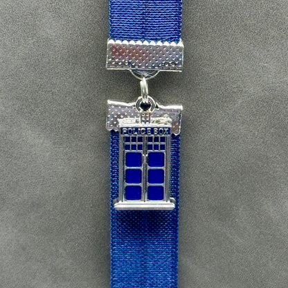 Dr. Who Tardis Elastic Bookmark