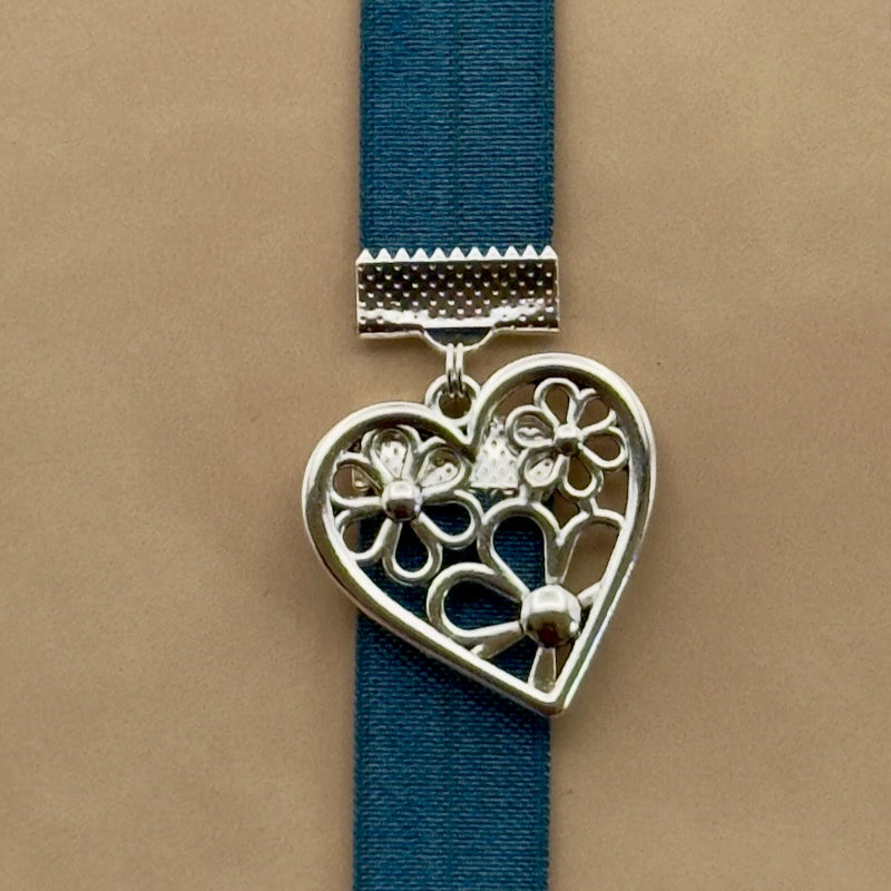 Classic Heart with Flowers Bookband