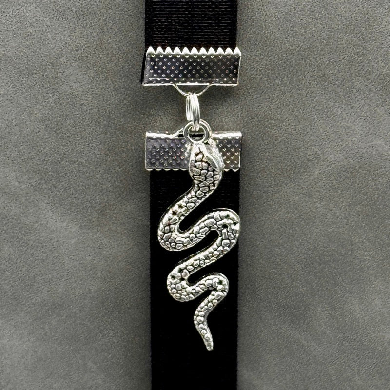 Harry Potter Nagini Elastic Bookmark
