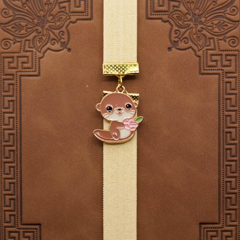 Cute Otter Elastic Bookmark